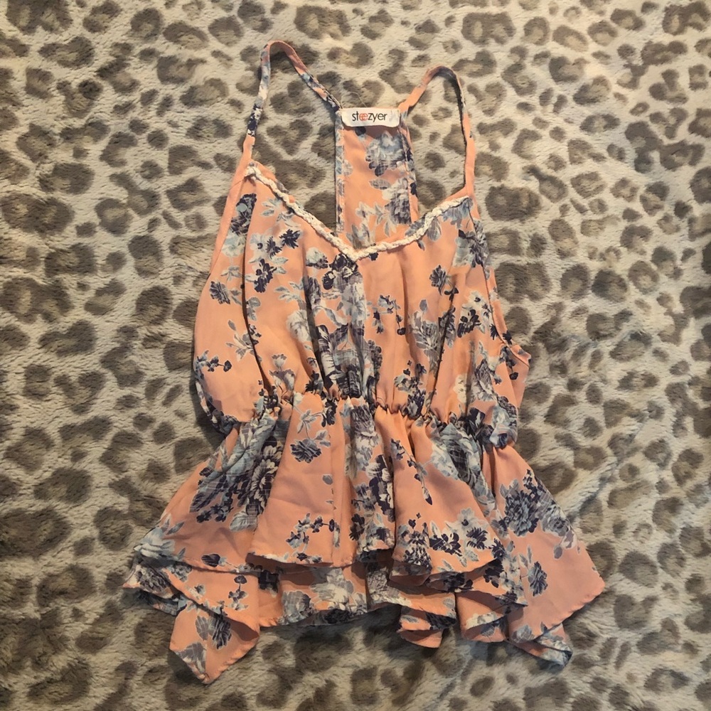 UEC Cute summer top!